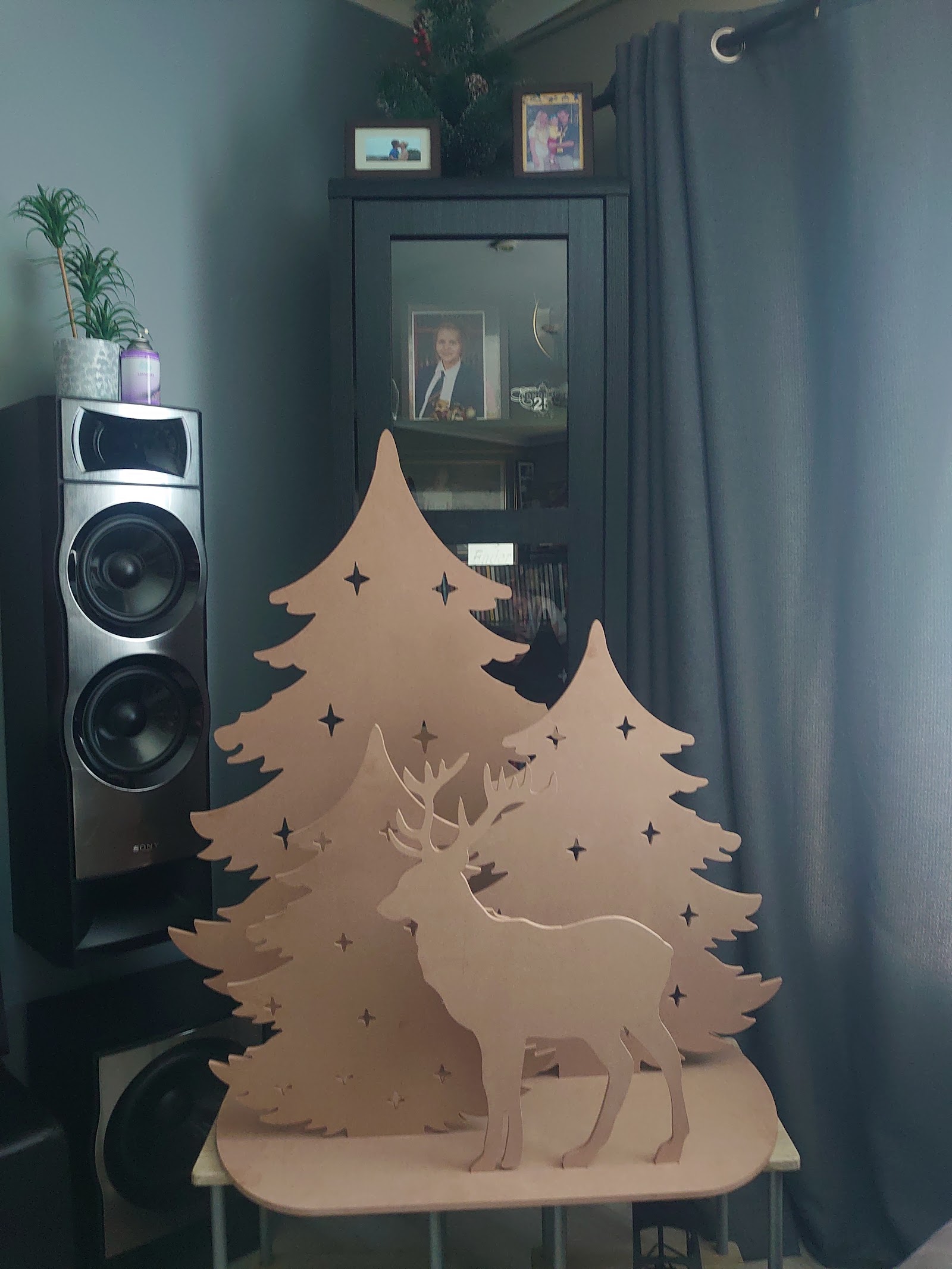 Christmas tree and deer wood decor