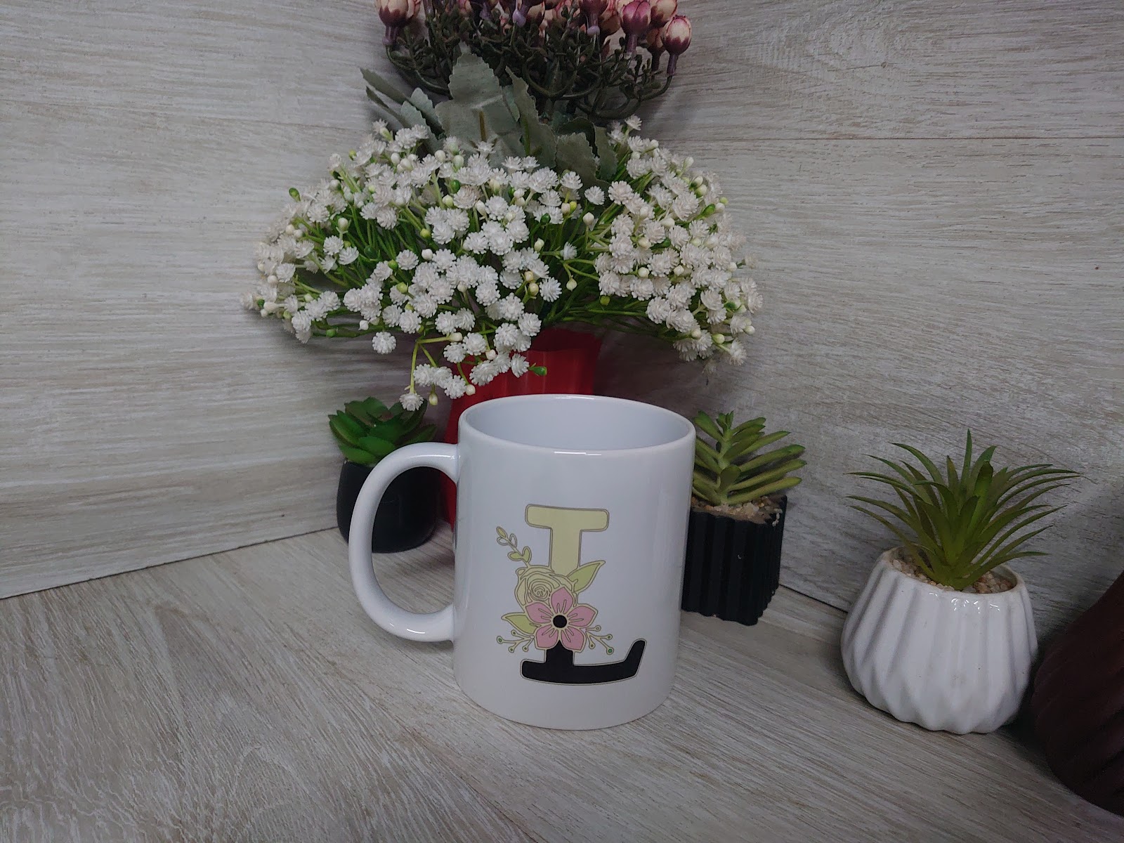 Printed monogram mug